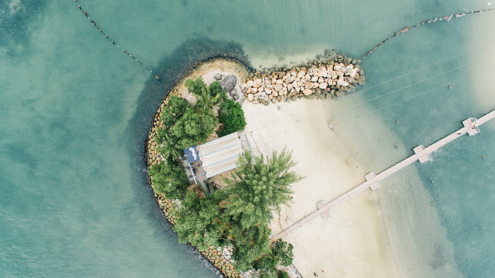 Coastal and Resort-Style Interiors for HDB