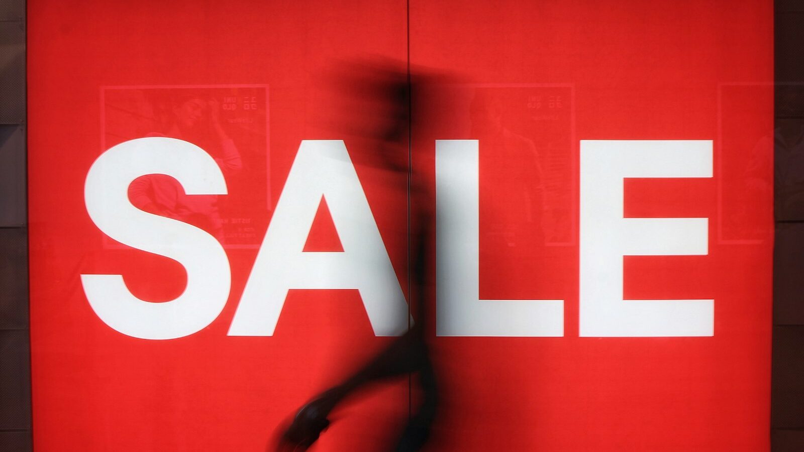 Shopping the Great Singapore Sale and Sale Seasons