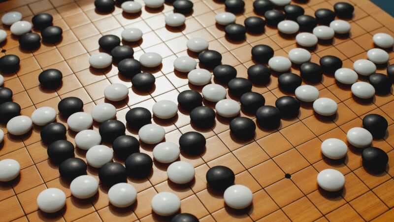 Weiqi (Go) and Chinese Board-Game Clubs