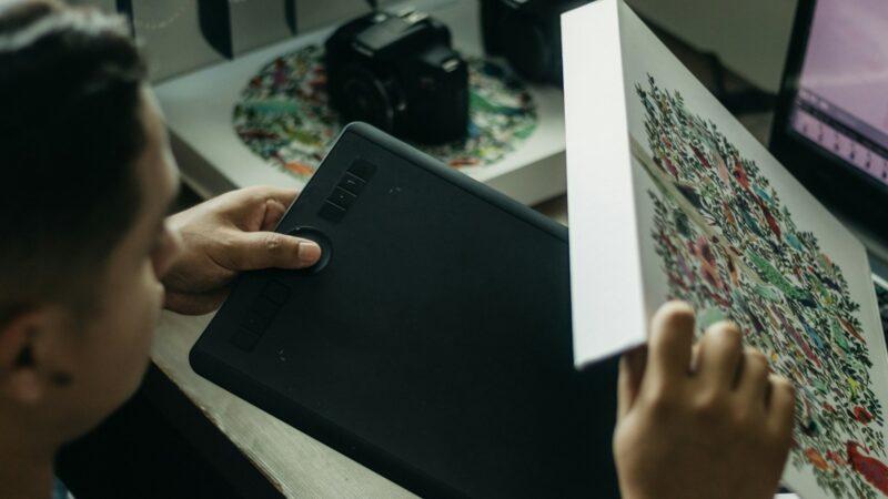 Choosing a Graphics Tablet for Drawing