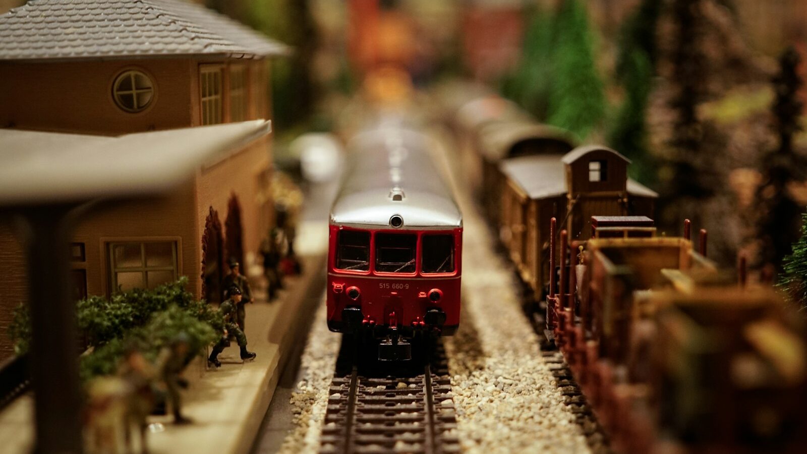 Building Model Trains and Railways