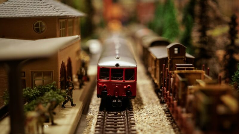 Building Model Trains and Railways