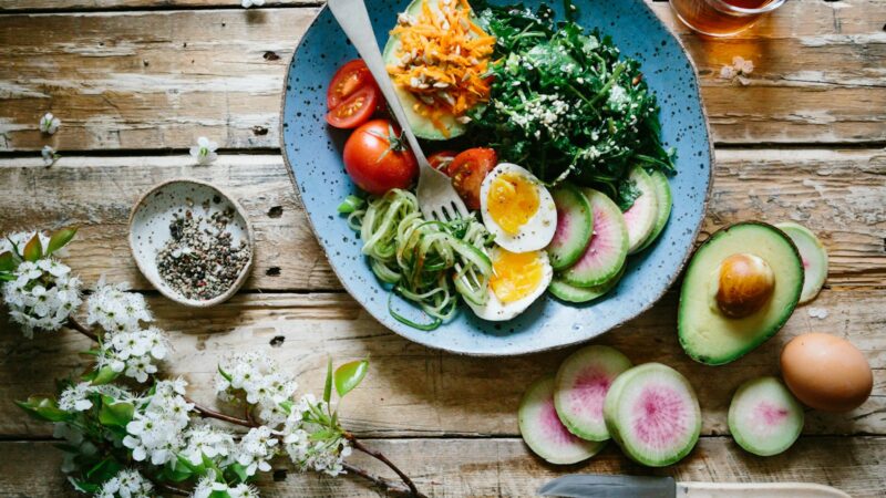 Eating Healthy on a Budget in Singapore