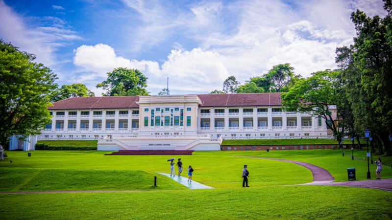 Fort Canning Hill: History and Guide to Singapore’s Ancient Hill