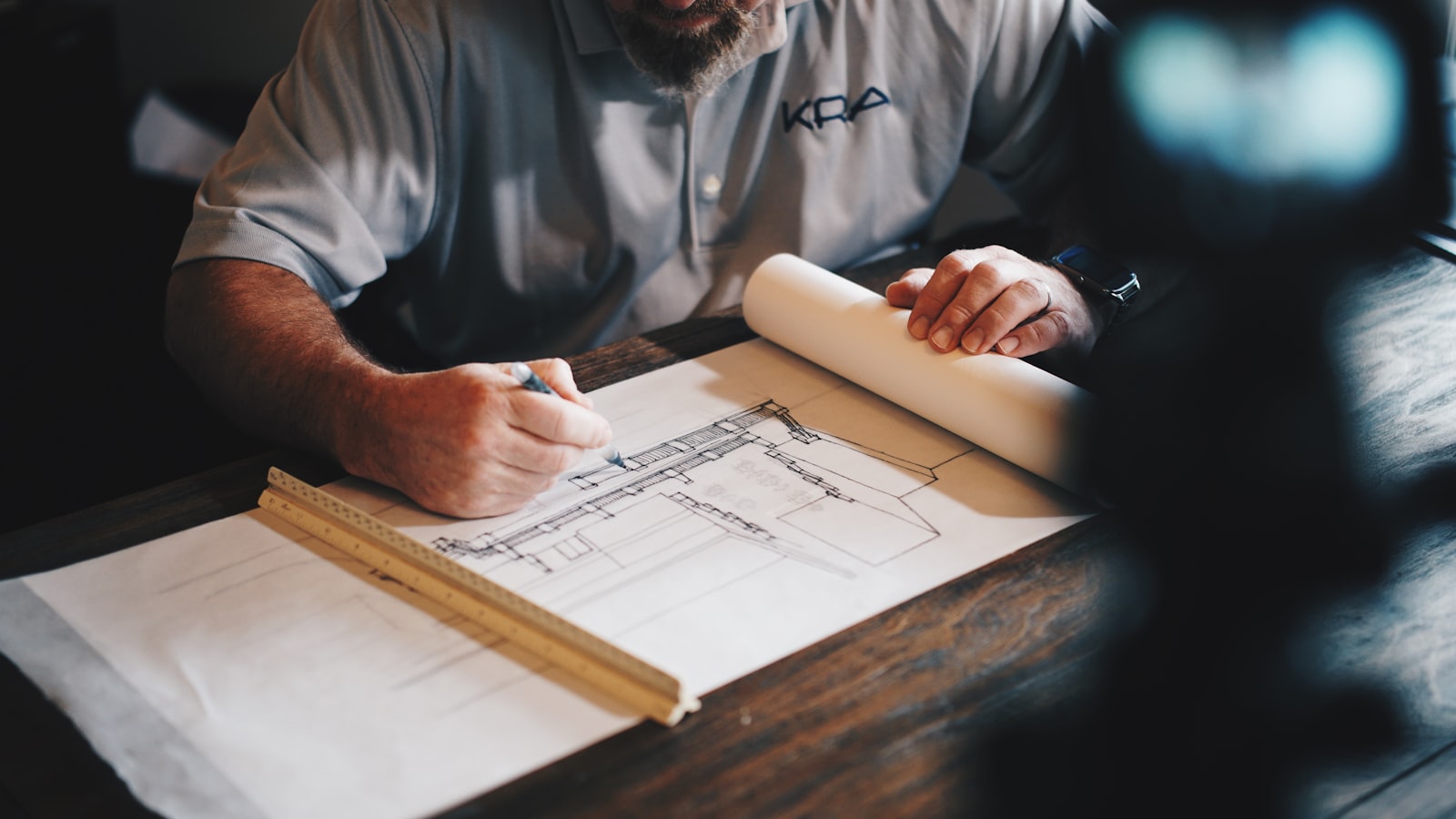 Interior Designer vs Contractor in Singapore