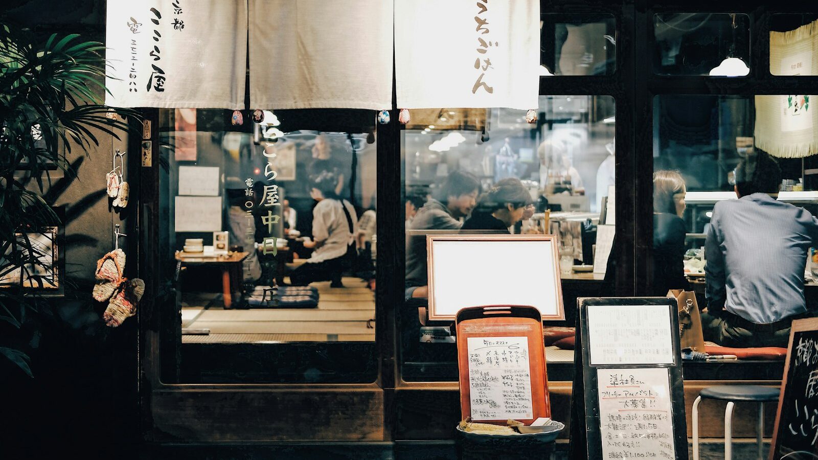 Japanese Food in Singapore: A Guide for Every Budget