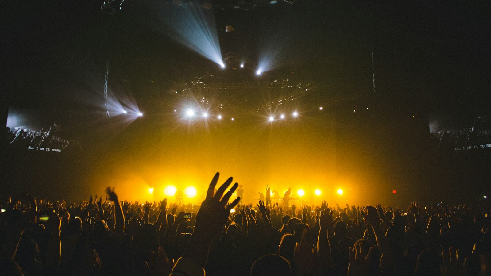Live Music in Singapore: A Guide