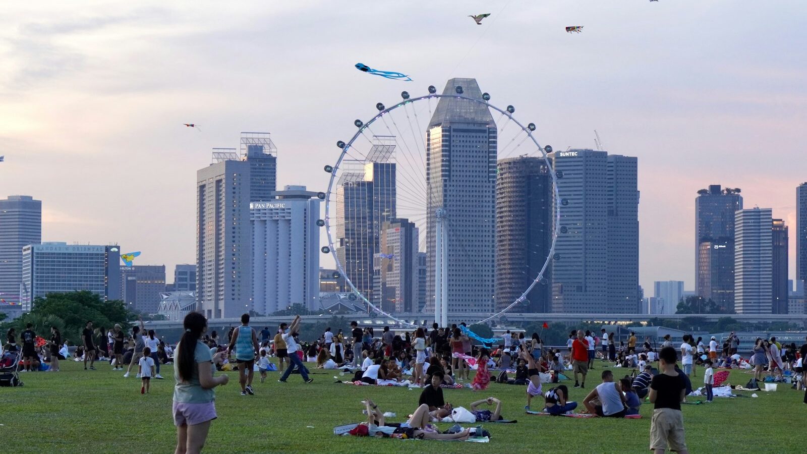 Marina Barrage: A Guide