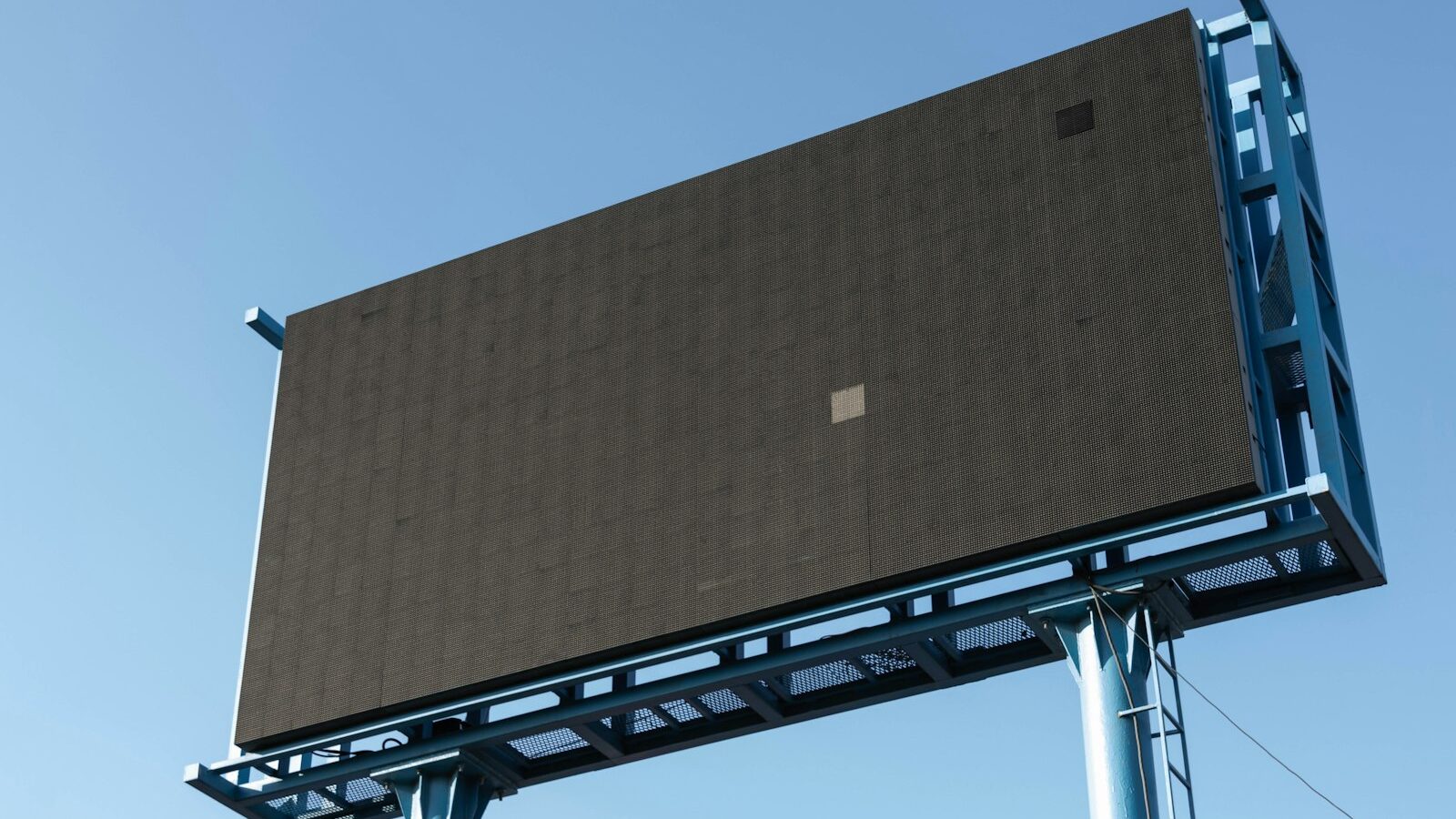 Outdoor Digital Signage in Singapore: A Practical Buyer's Guide