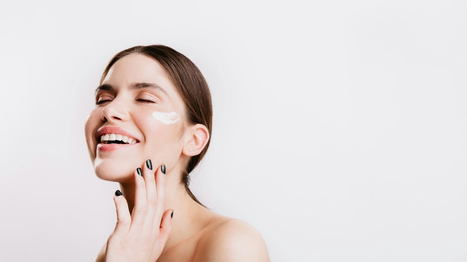 Caring for Sensitive Skin in Singapore