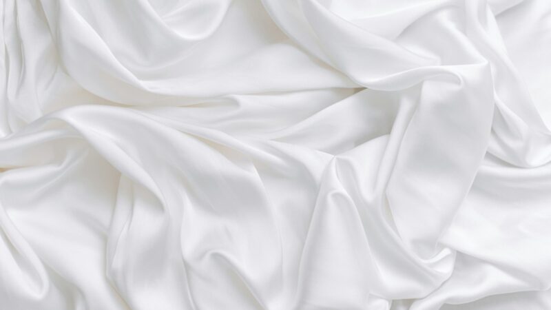 Silk Pillowcases for Hair and Skin