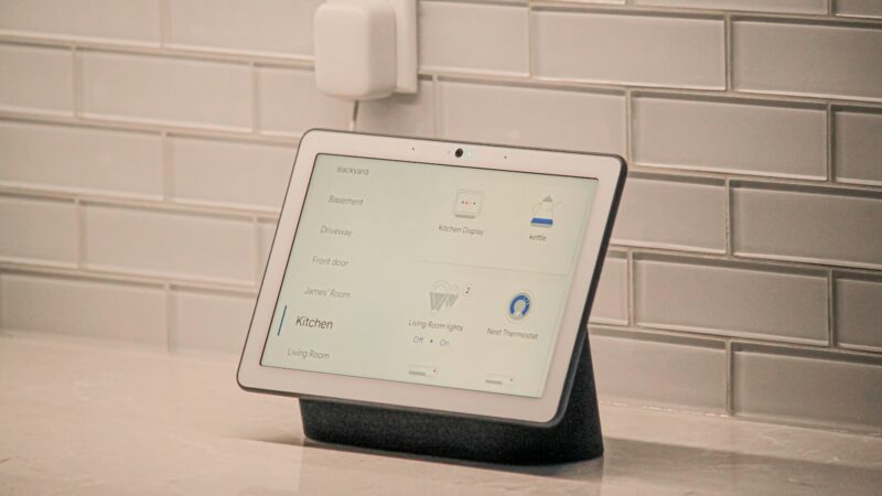 Smart Plugs and Home Automation Routines
