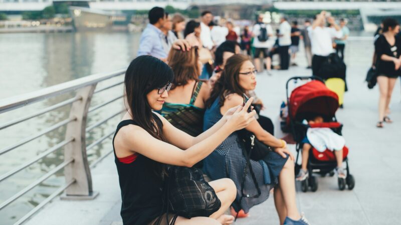 Social Etiquette and Norms in Singapore
