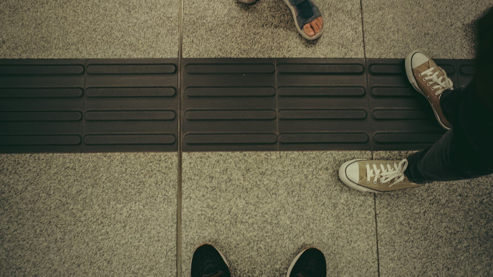 The MRT System Explained in Singapore