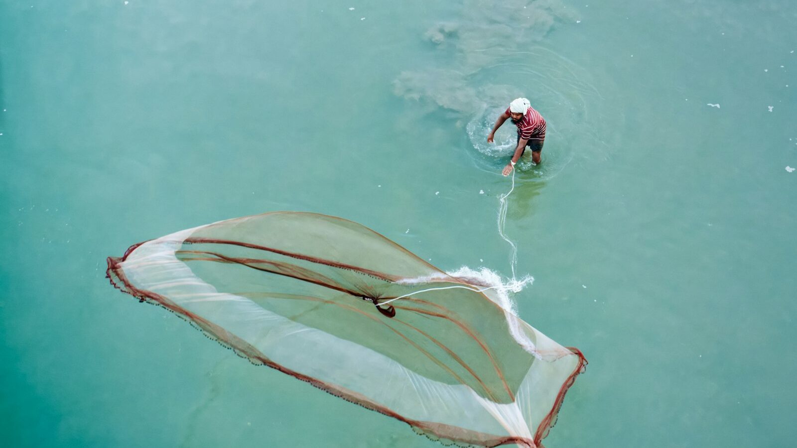 Using NETS, GrabPay and Local E-Wallets in Singapore