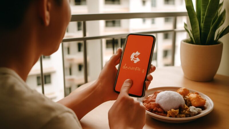 Using the OneService App in Singapore